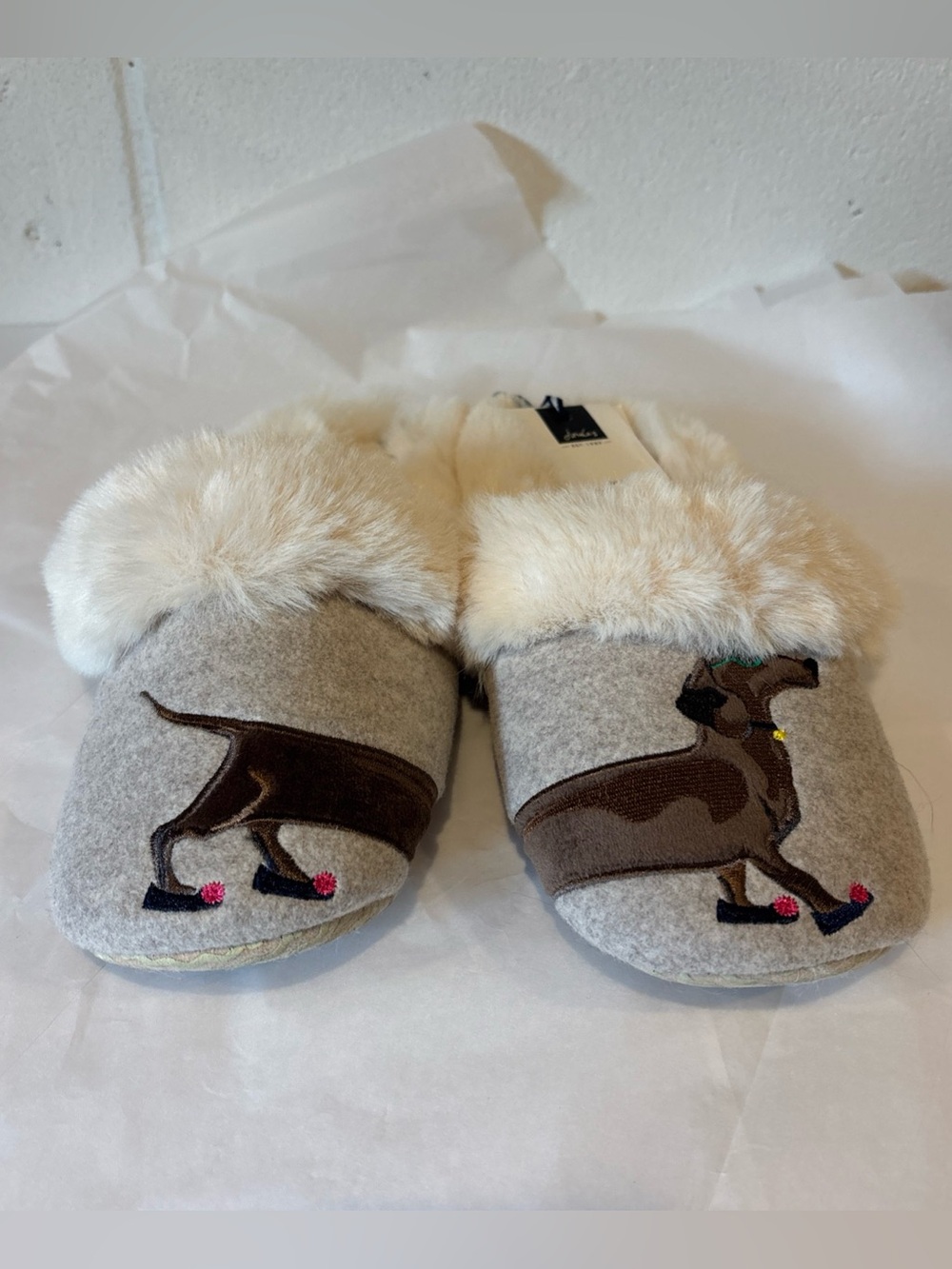 Jules Slippet Embroidered Dachshund Felt Slippers Beige Soft Soles Size 5/6